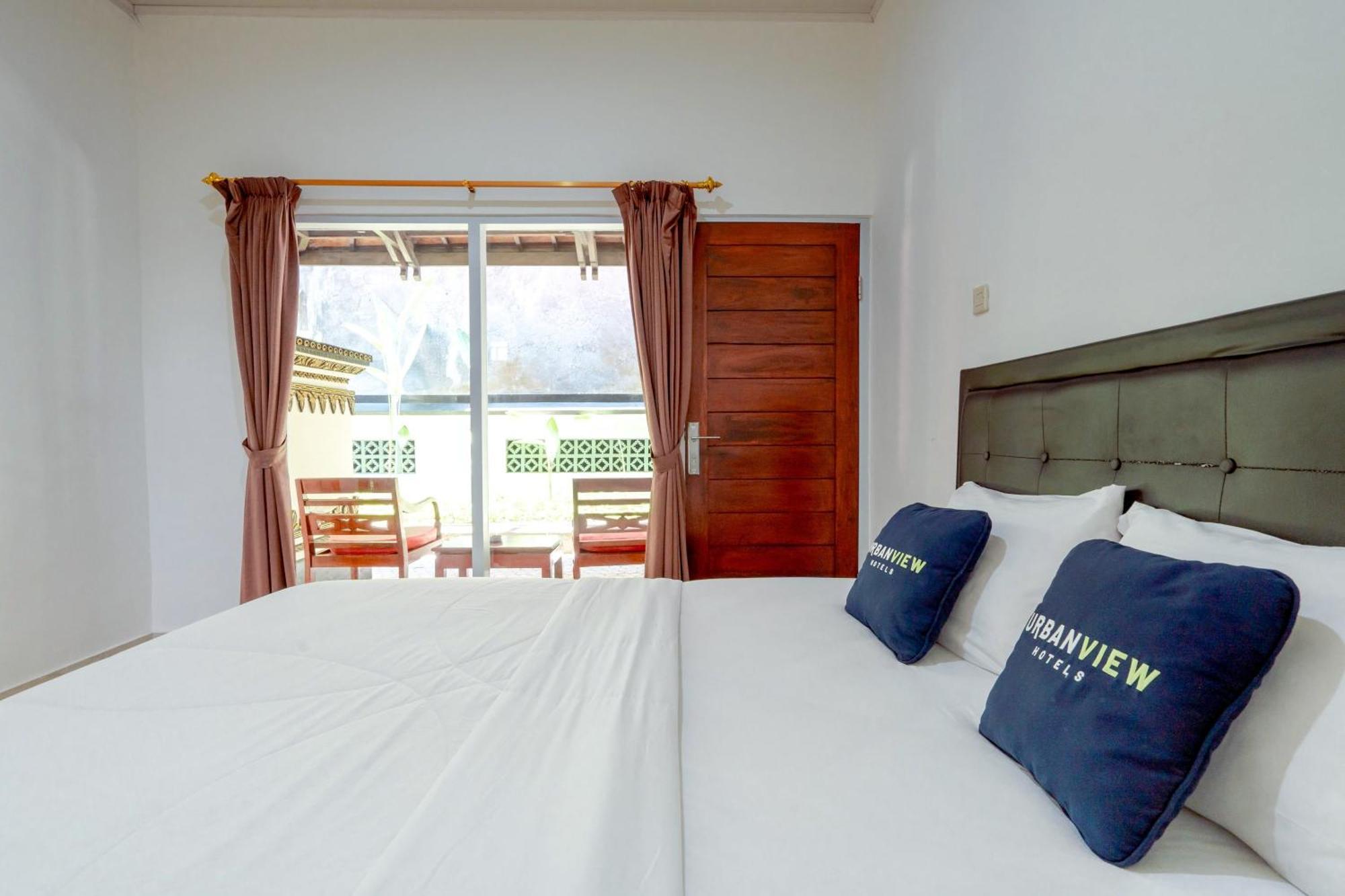 Urbanview Hotel Rasa Sayang Inn Tanjung Benoa Bali Kuta Selatan Exterior photo